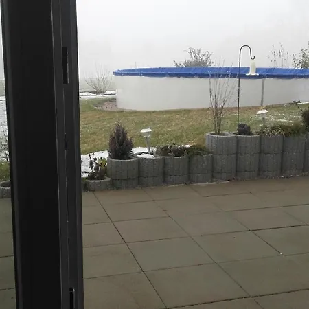 Apartment Mit Grosser Gartenterrasse Und Ausblick