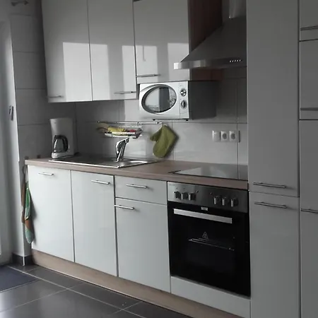 Appartement Mit Grosser Gartenterrasse Und Ausblick Argenbuhl
